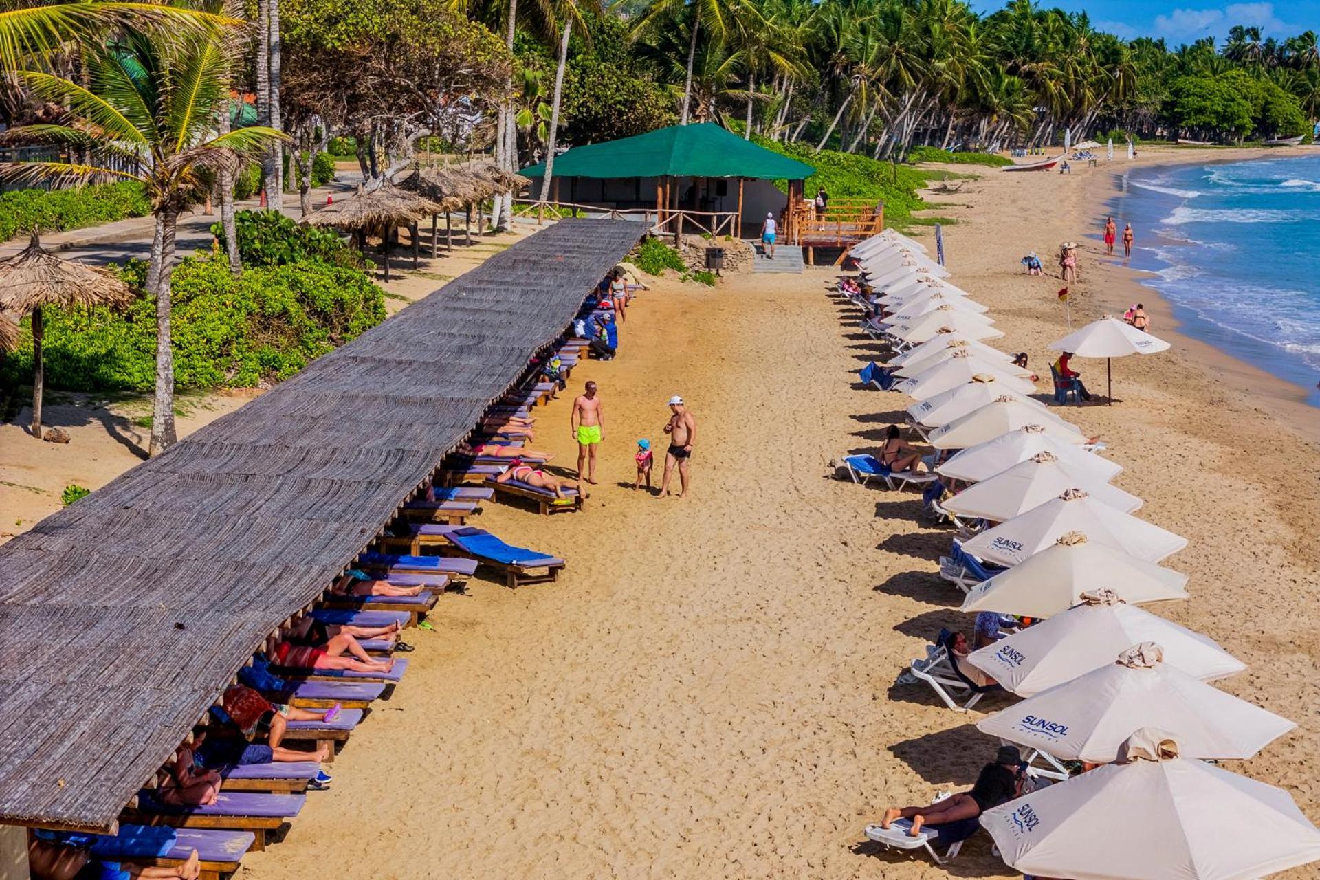 Отель Sunsol Isla Caribe Эль-Кардон Экстерьер фото