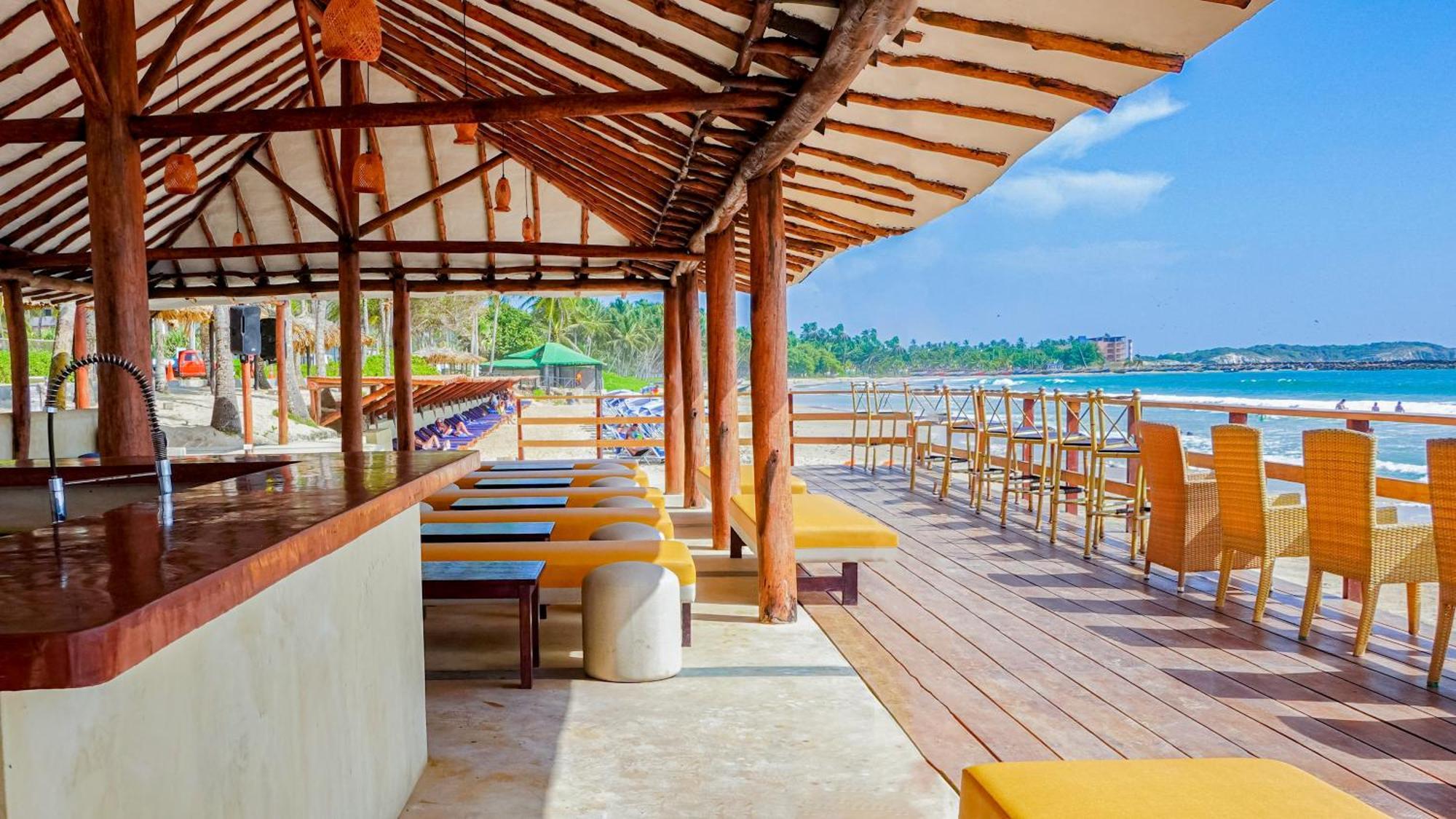 Отель Sunsol Isla Caribe Эль-Кардон Экстерьер фото